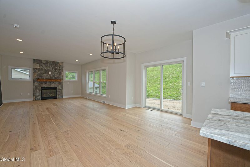 5th image of 7 Quail Run