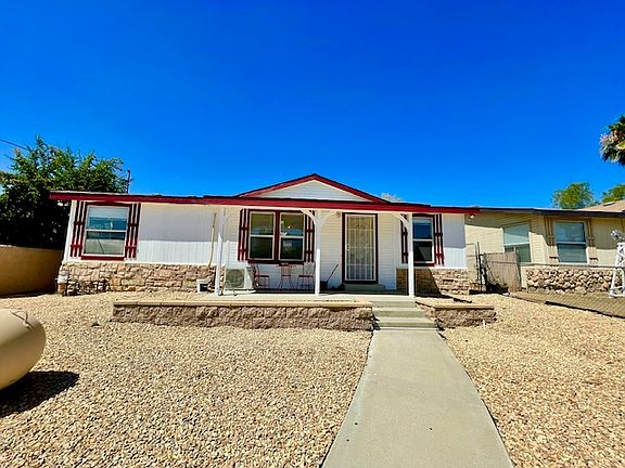 2nd image of 23686 Lodge Dr