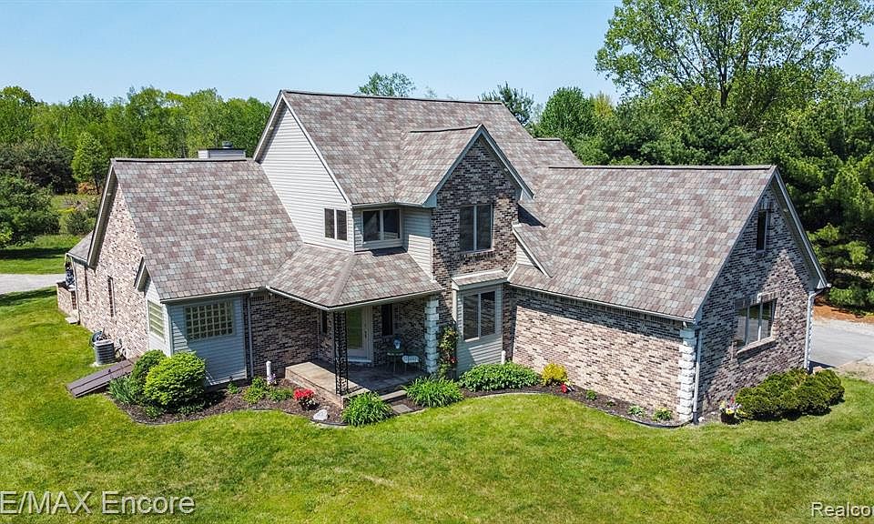 1892 Bauman Rd, Columbus, MI 48063 Zillow