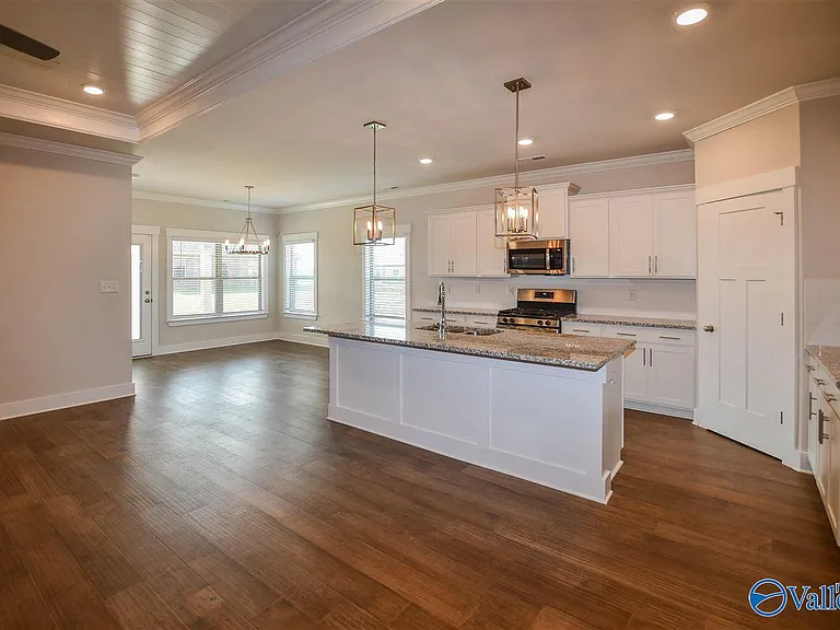 151 Rosemary Ayers Dr — Photo 5