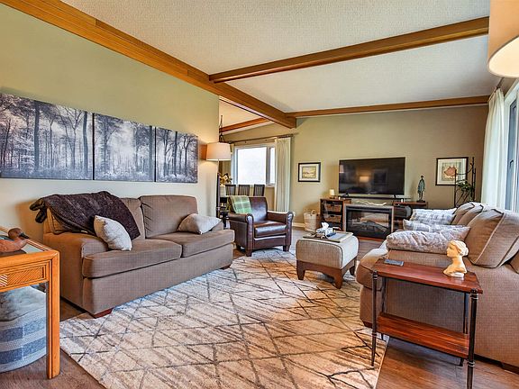 3rd image of 6503 88th Ave NW