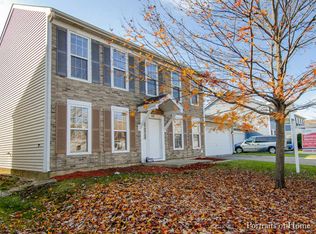 1681 Hickory Park Ln, Aurora, IL 60504