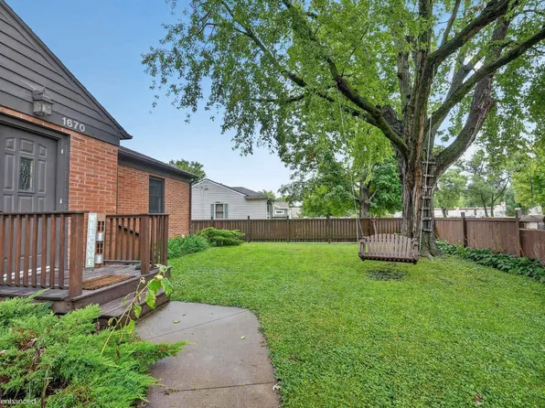 1670 Sager Ave, Waterloo, IA 50701