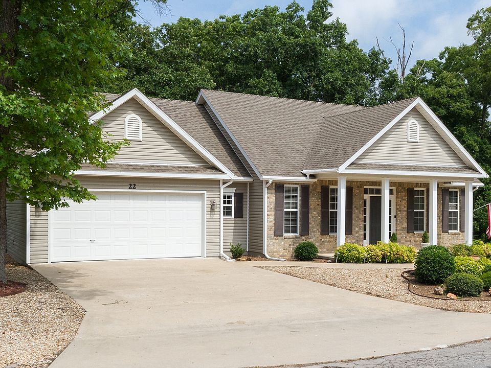 1st image of 22 Westbury Dr