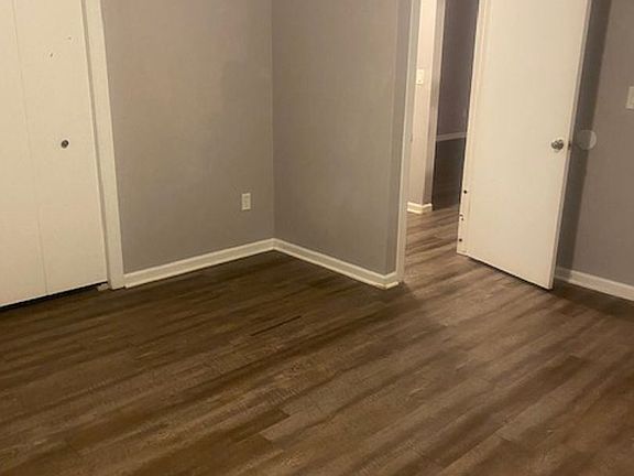 5th image of 923 Hardwick Dr SE #11514522