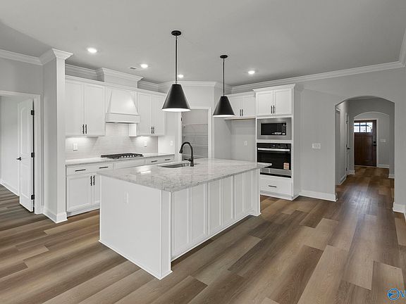 7th image of this home