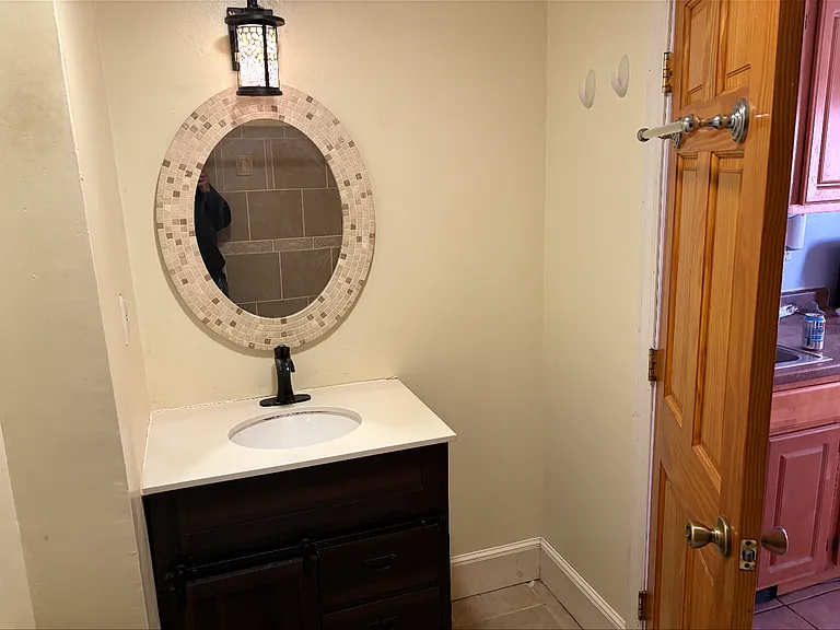 4 Sussex St #3 — Photo 6