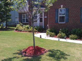 211 Governors House Dr, Morrisville, NC 27560