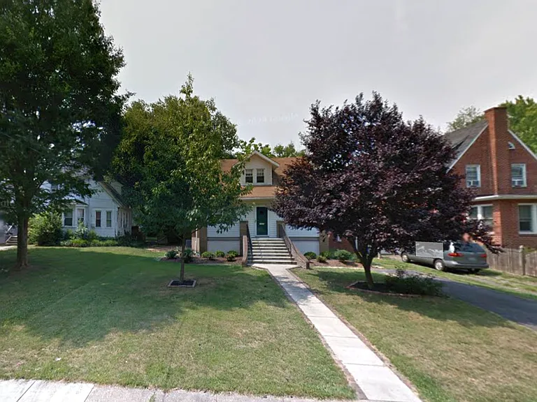 4703 Harvard Rd — Photo 3