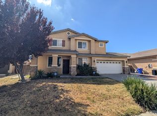 11751 Dellwood St, Victorville, CA 92392