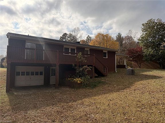2nd image of 4645 E Old Us Highway 421
