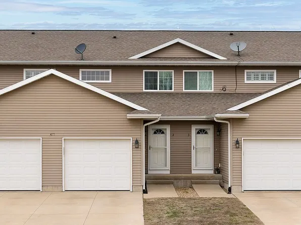 410 W Main St APT 2, Urbana, IA 52345