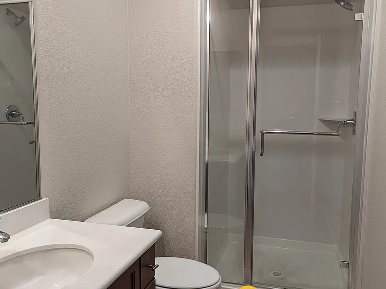 4849 Holden Dr — Photo 14