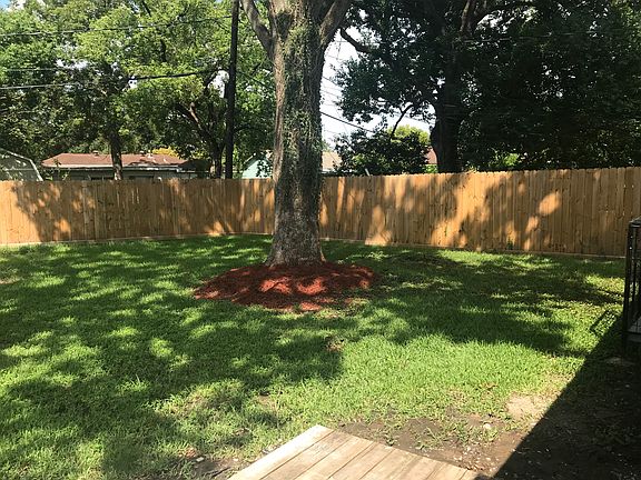 3rd image of 2109 Pomona Dr