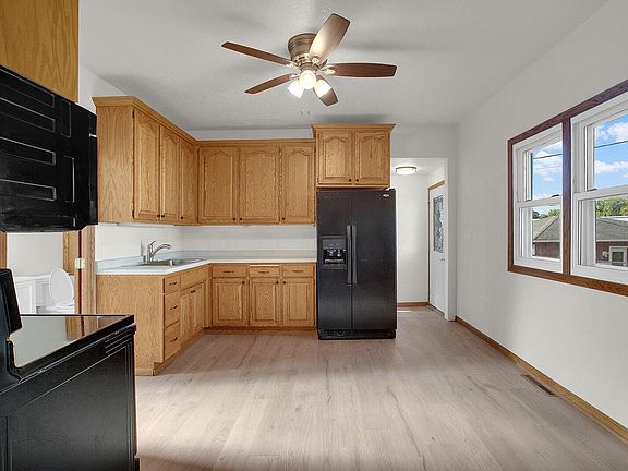 5th image of 709 St Paul STREET