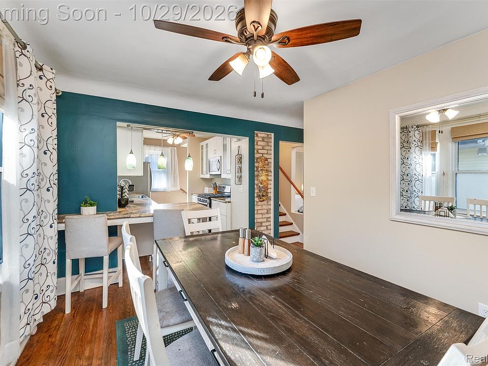 724 Gardenia Ave, photo 8