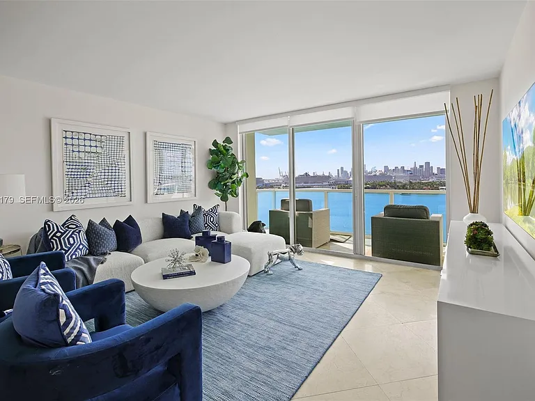 650 West Ave #1407 — Photo 5