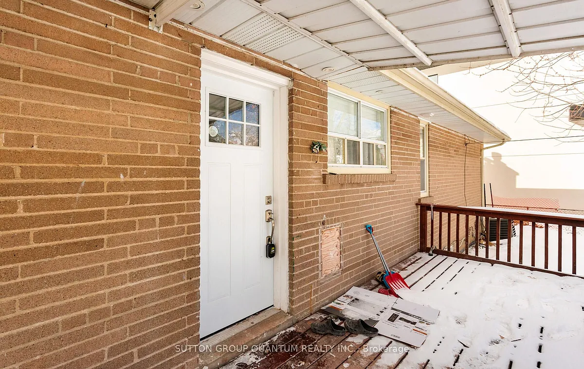Building Photo - 313 Ashbury Rd E #LOWER