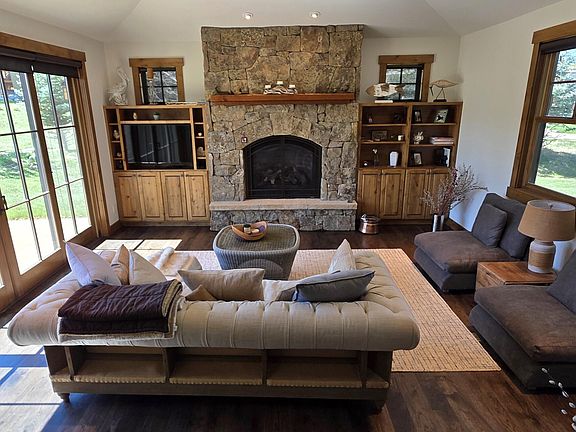 4th image of 2298 Eagle Ranch Rd