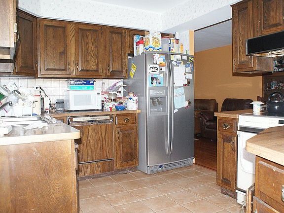 5th image of 305 Westmoreland Dr