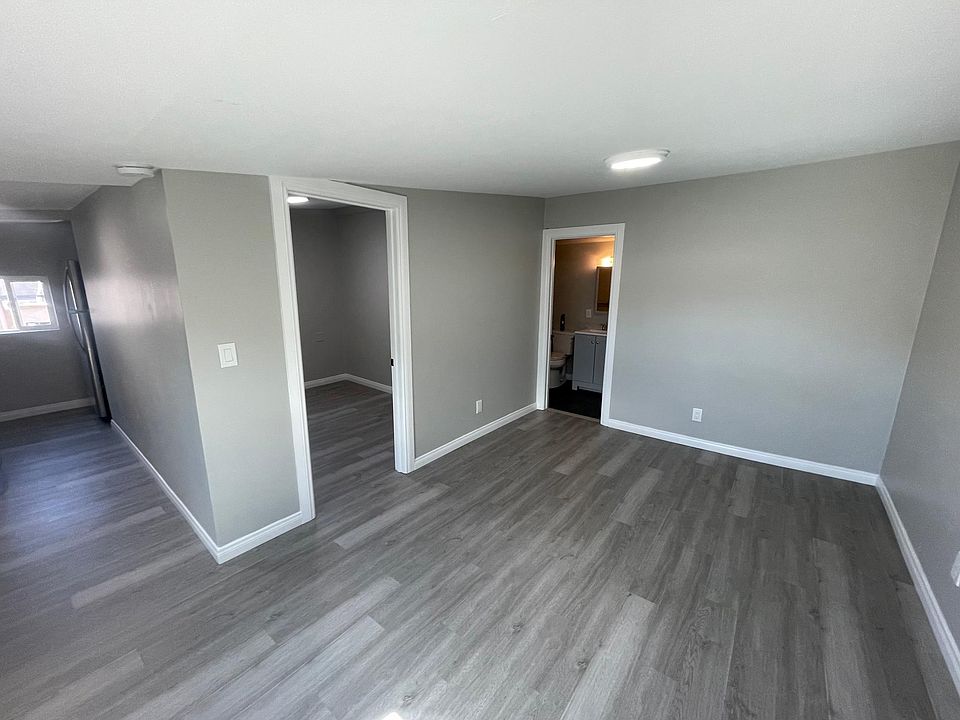 1st image of 3676 44th St