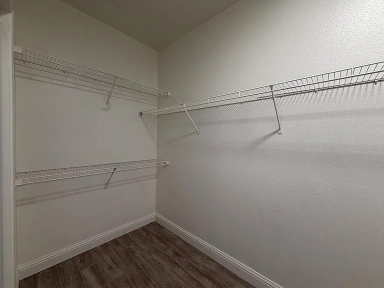 2128 E Saint Andrew Dr — Photo 30