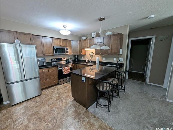 2nd image of UNIT 111-150 Pawlychenko LANE