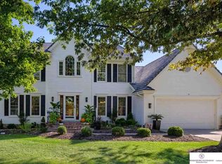 16263 L St, Omaha, NE 68135