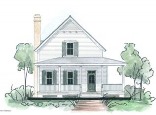 32 Park Sq S, Beaufort, SC 29907