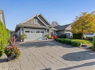 5440 Chinook St, Chilliwack, BC V2R0T4