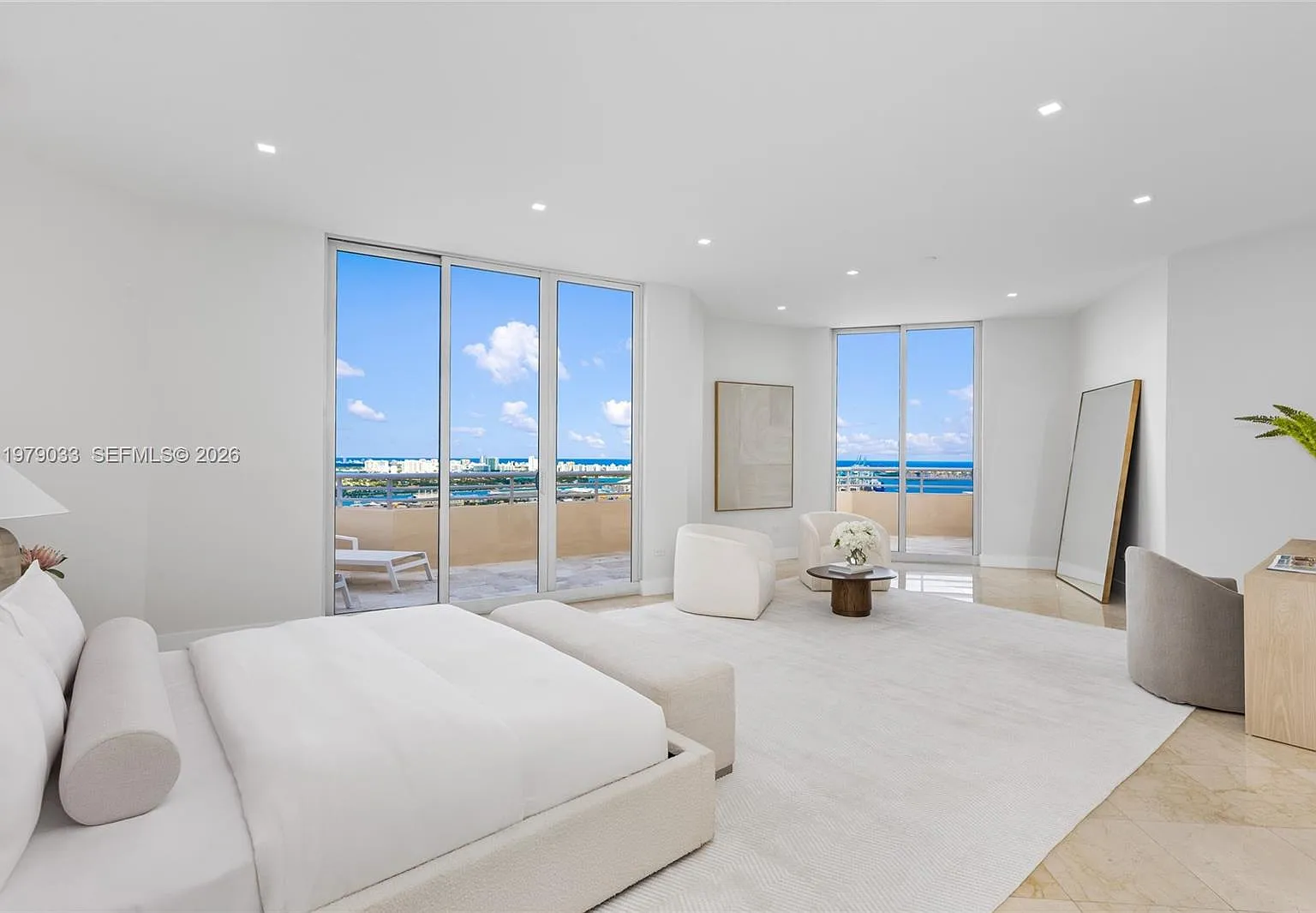 5 bed, 5.5 bath, 5097 sqft, $29,950 — Photo 4