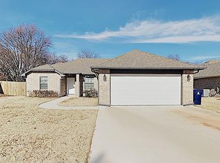 12117 Stockdale Pl, Yukon, OK 73099