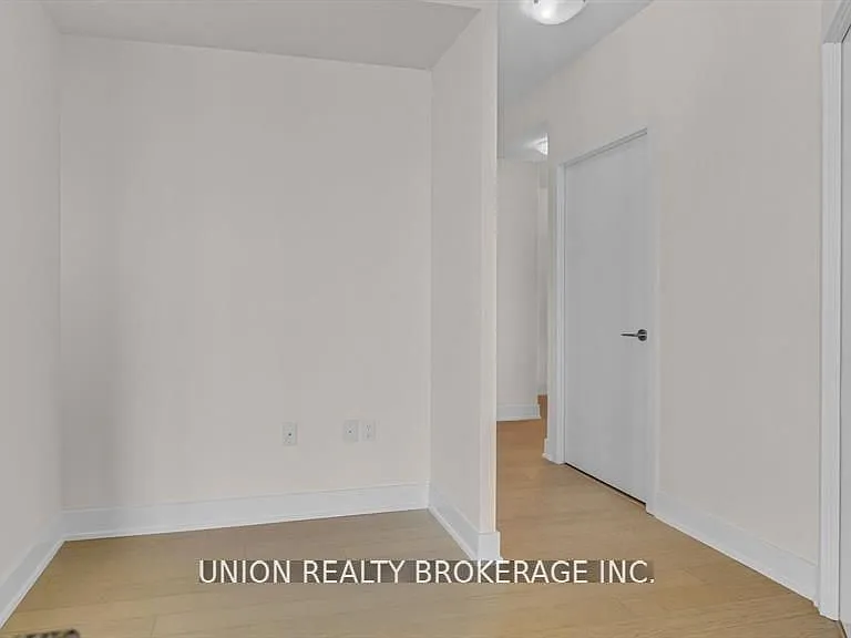 20 Shore Breeze Dr #3907 — Photo 14