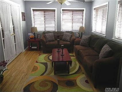 4th image of 51 Eugene Dr