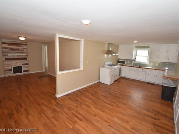 215 Rocky Ridge Rd, Booneville, AR 72927