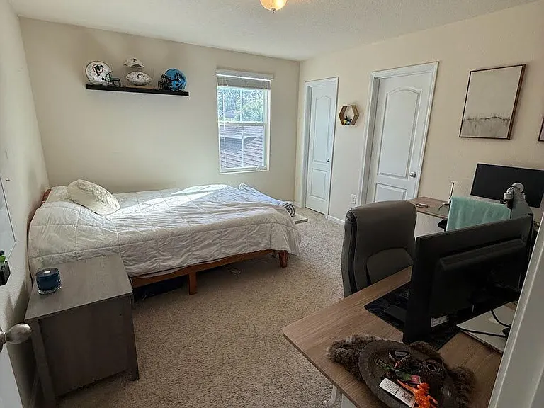 705 Servia Dr — Photo 12
