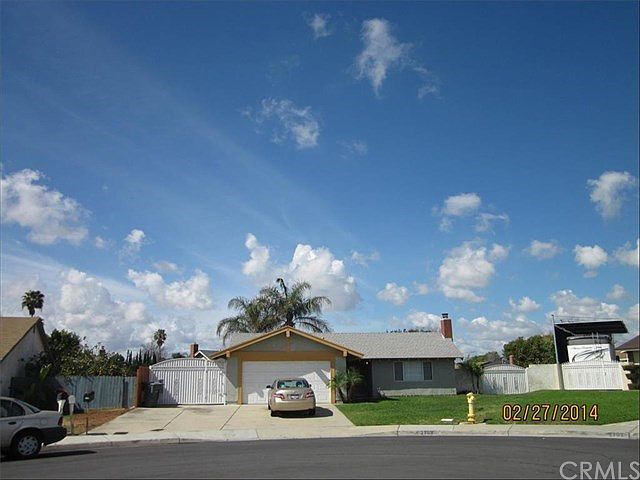 1st image of 2708 S Tamarask Ct
