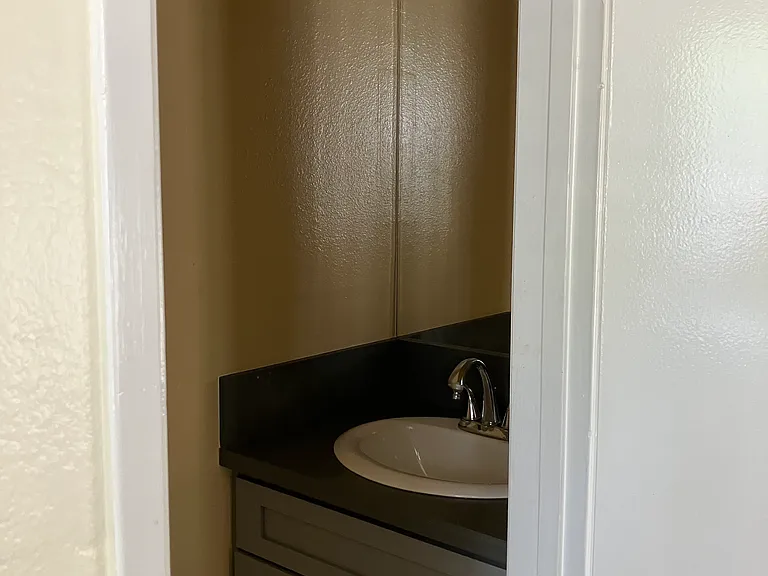 4628 Fulton Ave #5 — Photo 2