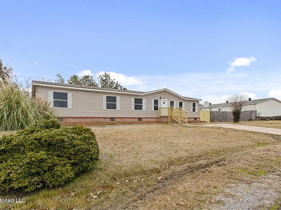 5th image of 102 Cedar Brook Dr