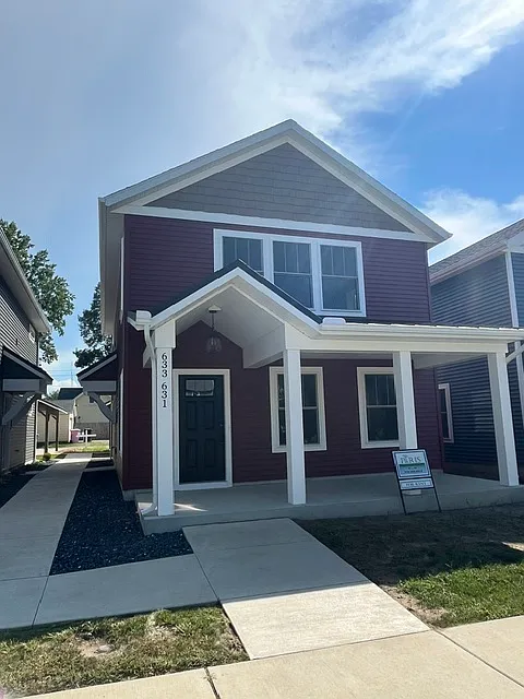 633 W Main St — Photo 2