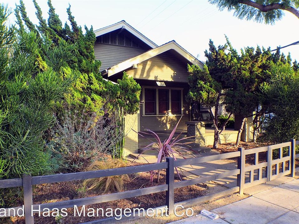 1st image of 602 Coronado Ave