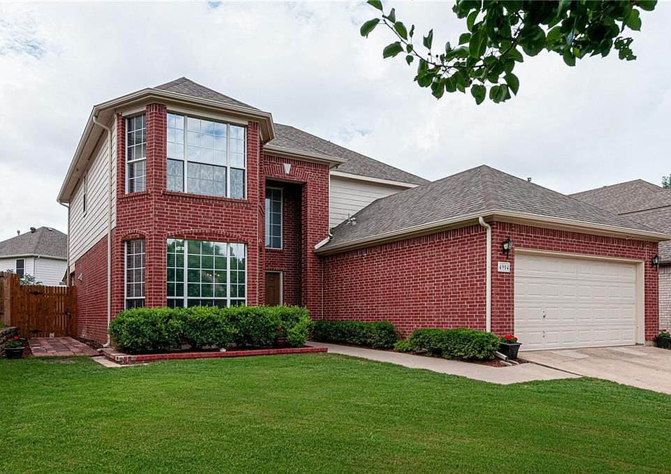1st image of 4904 Park Oak Ct