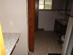 5th image of 2 Nob Hill Dr
