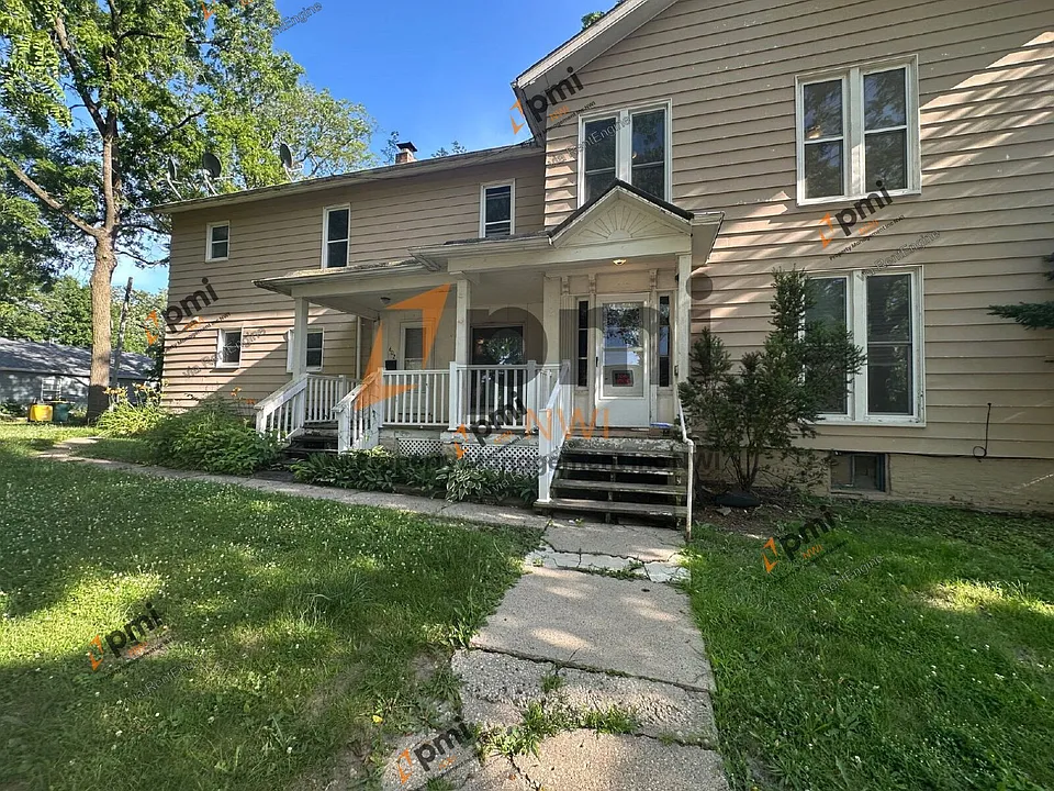 602 Indiana Ave #1W