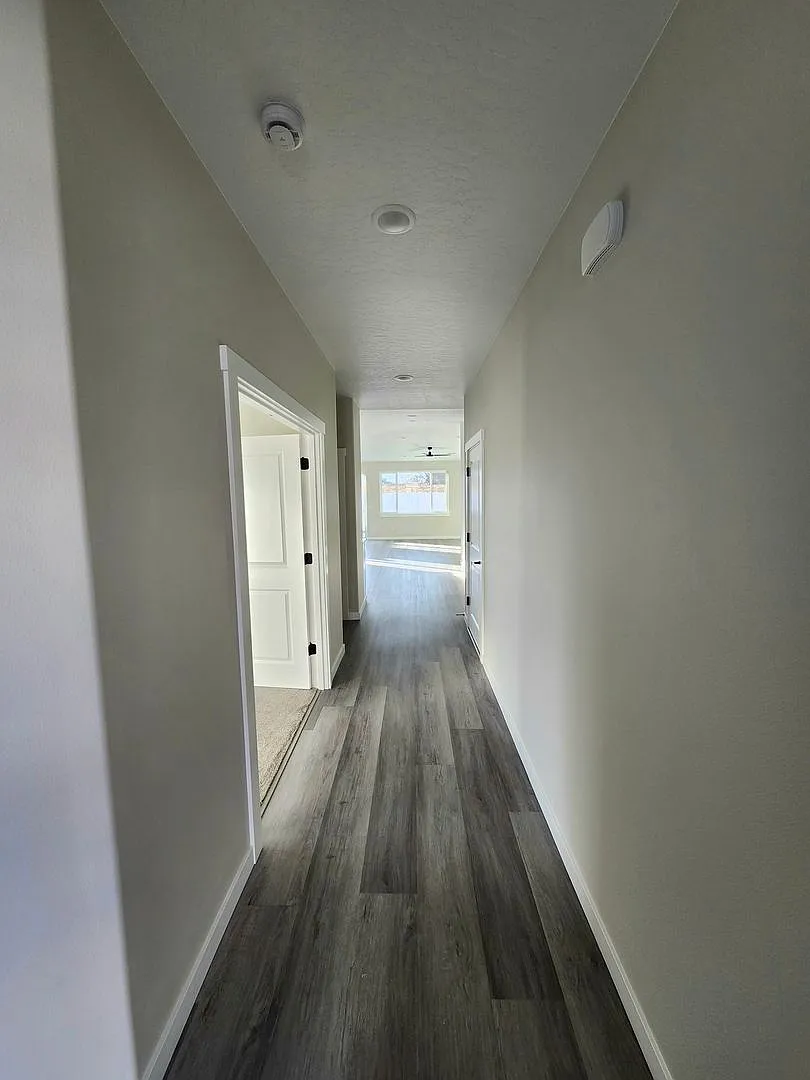 3 bed, 2 bath- Kennewick Location! — Photo 4