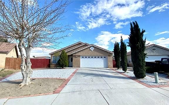 2nd image of 14743 Wakefield Dr