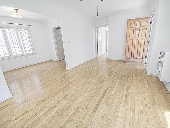 4th image of 1115 1/4 Douglas St #1115-1/4