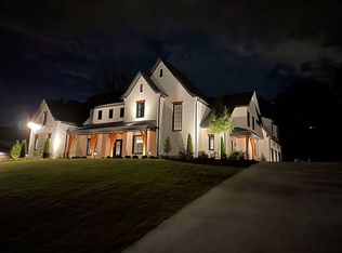4309 Glasscott Xing, Hoover, AL 35226