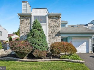 28 Allison Rd, East Windsor, NJ 08520