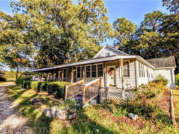 1900 Pocaty Rd, Chesapeake, VA 23322
